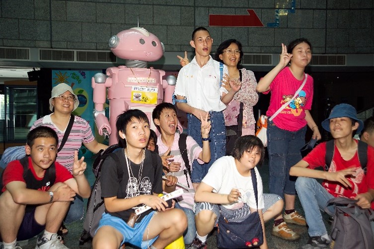 Robot Collection Interactive Tour: