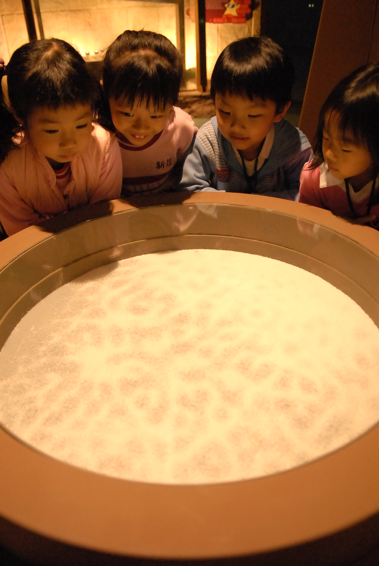 音波沙畫：看到聲音