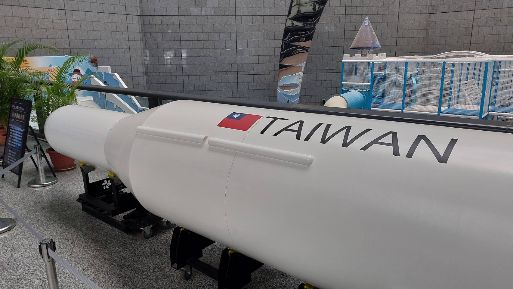防、空、洞特展活動--太空中心立方衛星教具體驗