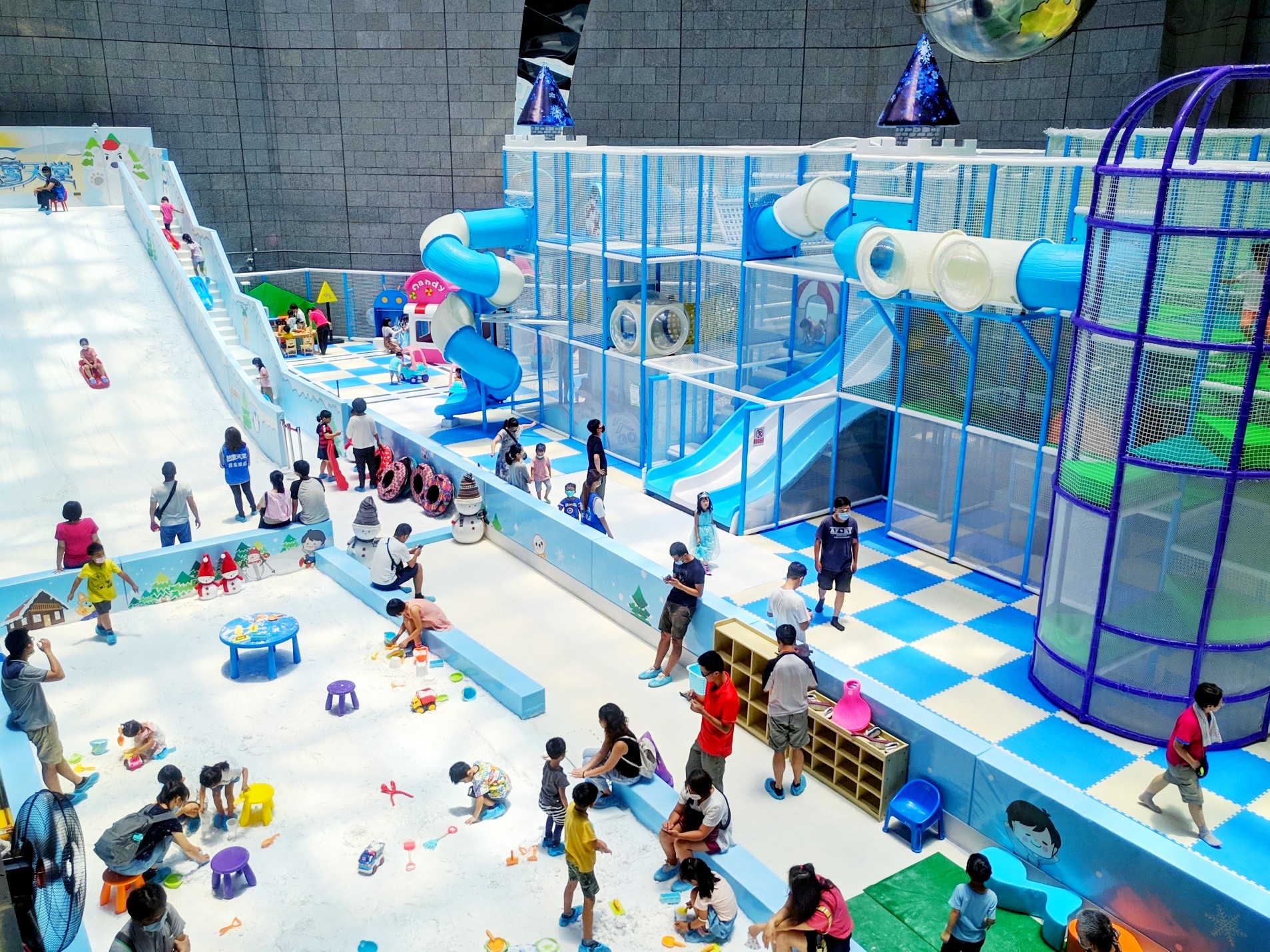 「熱雪天堂探索樂園」特展假日體驗場次時段調整公告