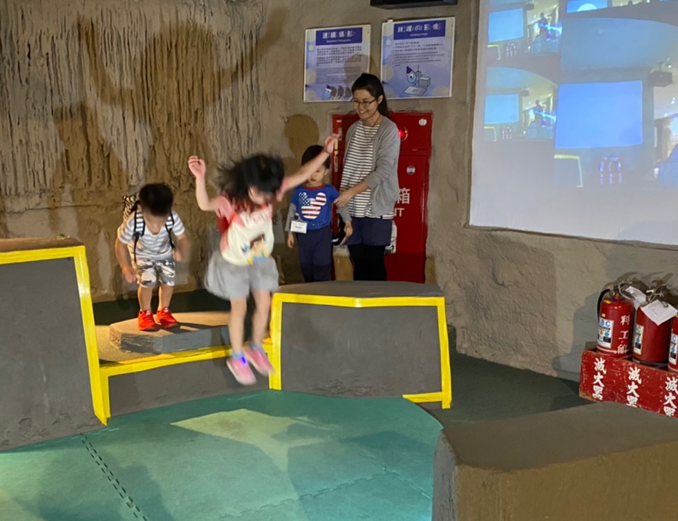 跳躍的影像：連續攝影